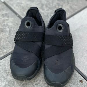 Nike Huarache Extreme ( GS) Size 7 (5.5 Y )